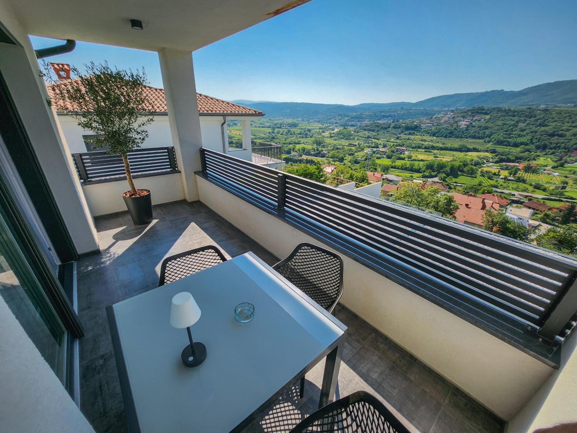 Villa Capris Apartments Koper Extérieur photo